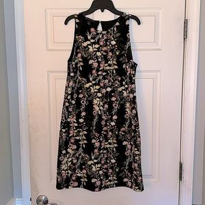 Designed by, INC International Concepts.